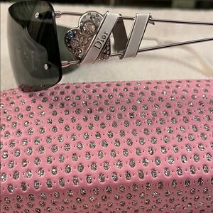🎀🤍🎀🤍🎀 CHRISTIAN DIOR HEART RHINESTONE SUNGLASSES🎀🤍🎀